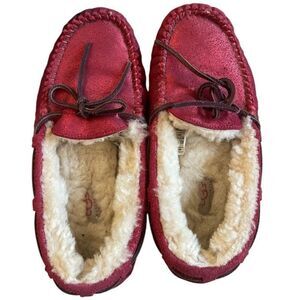 Ugg Dakota Red Metallic Slip On Moccasin Shoes Cabincore Fairycore Size 6